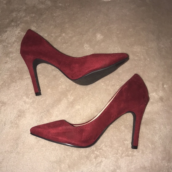 Red suede heels 👠 designed by ollio size 5.5 - Picture 5 of 10